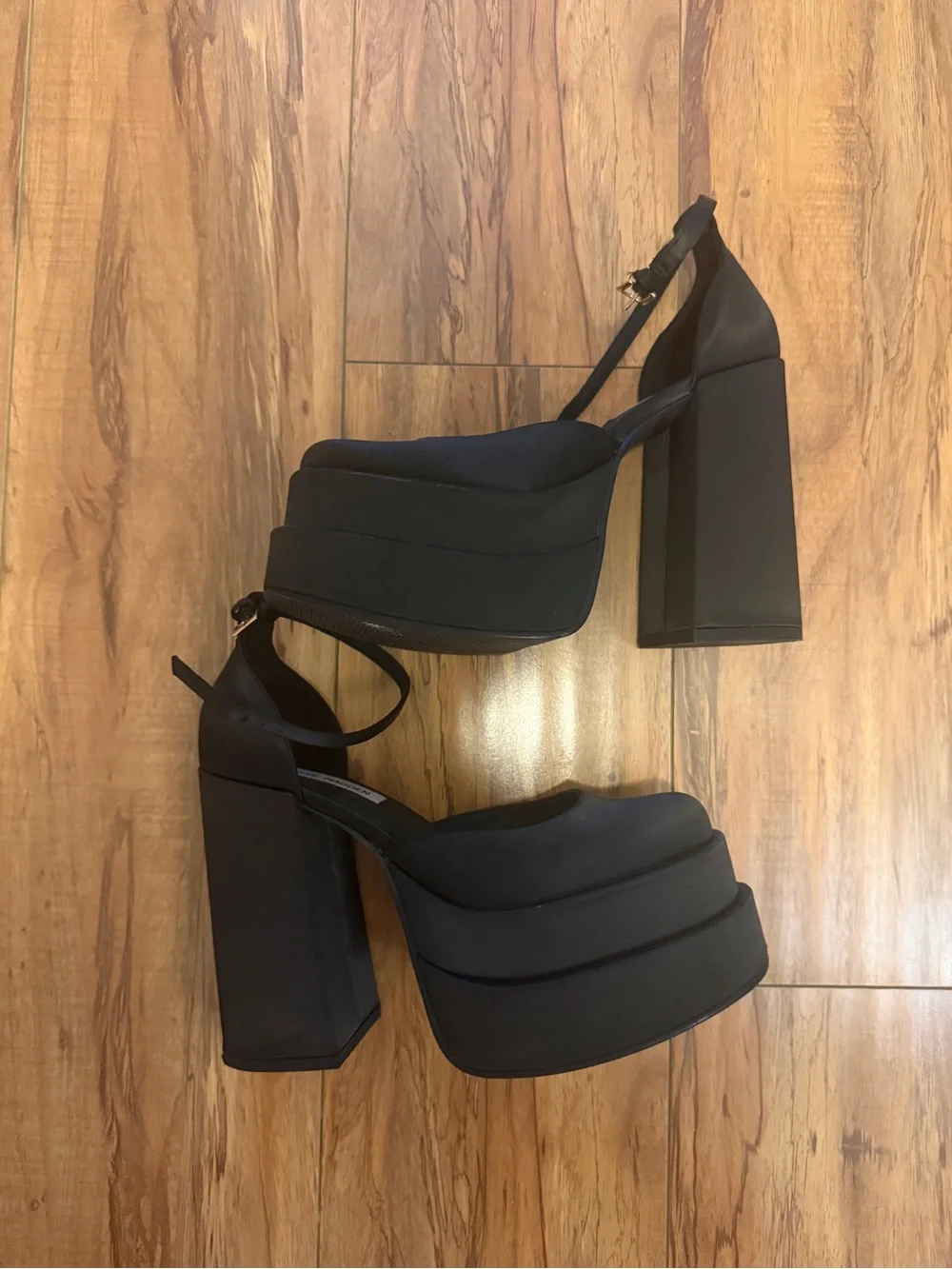 Steve Madden Charlize Platforms